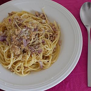 Blitz Rezept: Spaghetti Carbonara mit Thunfisch aus der Dose - wenn es mal schnell gehen muss :)