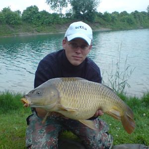 Schon ganz ordentlich für den Römersee 
23pfd gefangen auf SM Boilie.