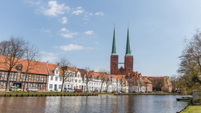 Trave in Lübeck - Bild von pb