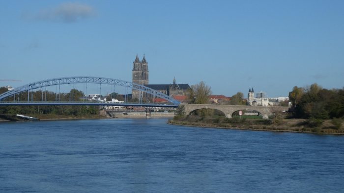 Elbe bei Magdeburg - Bild von pb